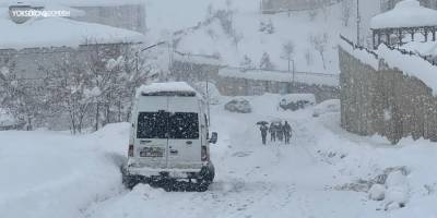Yüksekova’da Kar Yağışı Hayatı Olumsuz Etkiledi