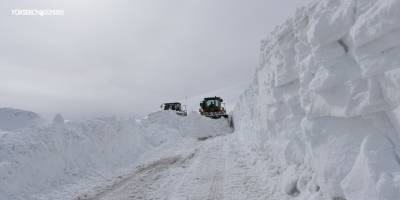 Hakkari’de Kar Yağışı 58 Yerleşim Yerinin Yolunu Kapattı