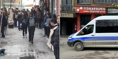 Yüksekova’da Ulaşım Krizi: Zam İndirildi, Servisçiler Kontak Kapattı