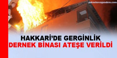 Hakkari'de YDG-H Sodes binasını ateşe verdi