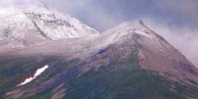 Yaz ortasında kar yağdı