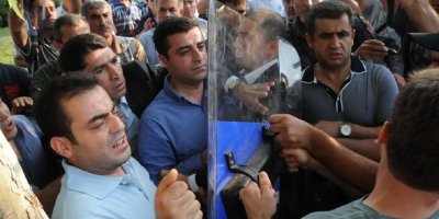27 kişi için tutuklama talebi