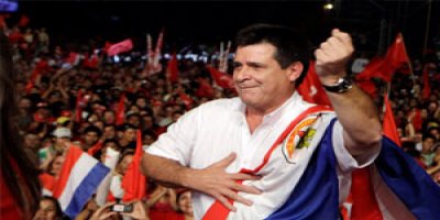 Yeni başkan maaşını kiliseye bağışladı