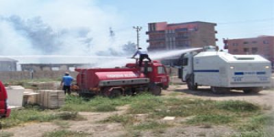 Yangına TOMA'lı müdahale