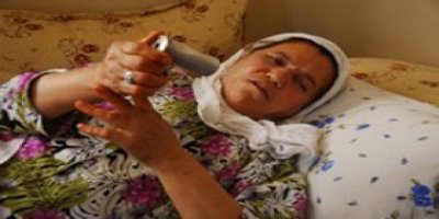 Gaz bombası 65 yaşındaki kadını yaraladı!