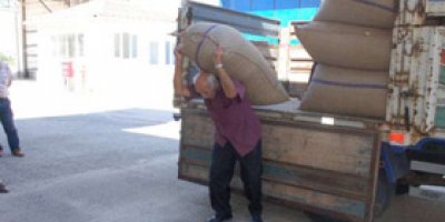 82 Yaşında ama gençlere taş çıkartıyor