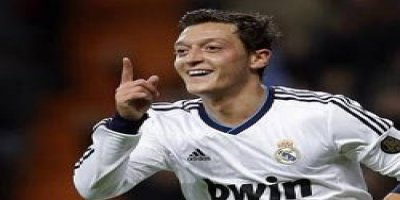 Mesut Özil İngiltere yolcusu