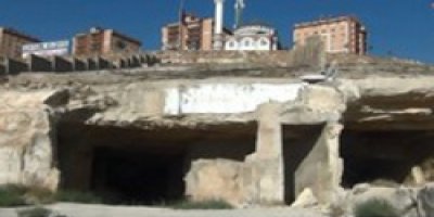 Tarihi mağaralar kaderine terk edildi!