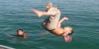 Van Gölü suyu saç rengini değiştiriyor