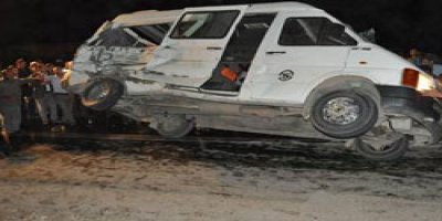 Şırnak'ta feci kaza: 39 yaralı