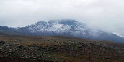 Erciyes'e mevsimin ilk karı yağdı