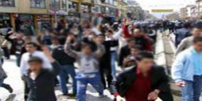 Öğrencilere saldırı: 2 yaralı