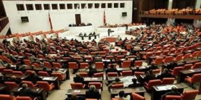 Meclis'te 'Kürdistan' kavgası çıktı