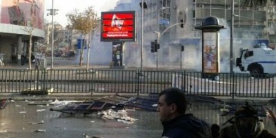 Kent Mitingine Biber Gazı