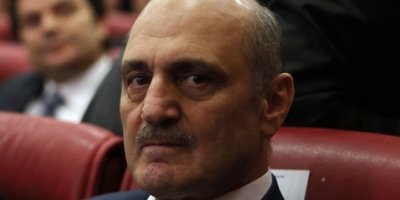 Erdoğan Bayraktar istifa etmemiş, görevden alınmış