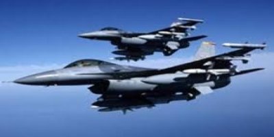 Şemdinli'de uçak hareketliliği