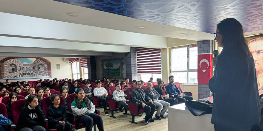 seminer2.jpg