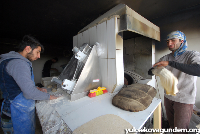 Tandır ekmeği geçim kaynağı oldu