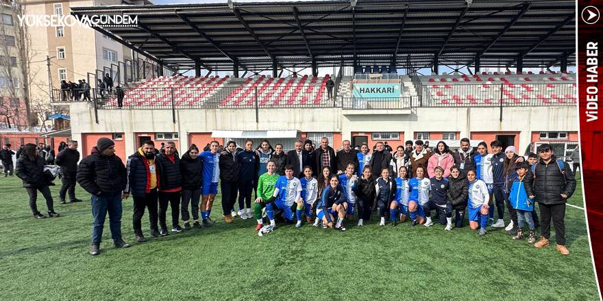 Yüksekova BelediyeSpor farklı kazanmaya devam ediyor